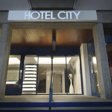 Hotel City Locarno Hotell 3*