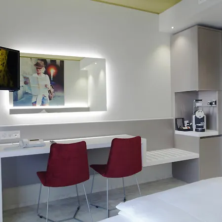 Hotel City Locarno Hotell