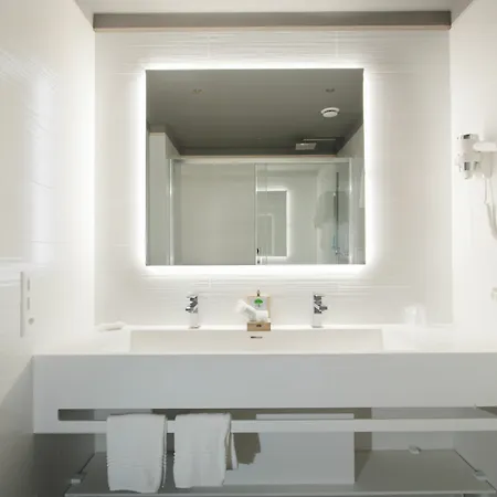 Hotel City Locarno 3*